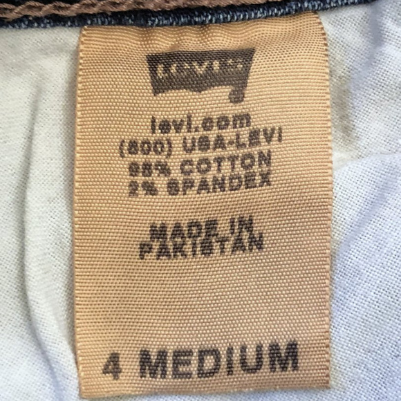 Levi's Women's 512 Perfectly Slimming Boot Cut Jeans 4 Dark Wash Studded Pockets - Picture 4 of 8